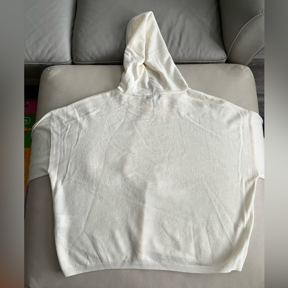NWT - Calvin Klein Jeans Women’s Hooded Oversized Cropped Sweater - Size L - Picture 5 of 6